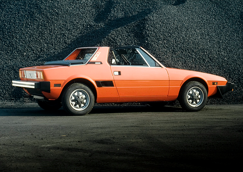 Illustration for article titled RIP The Affordable Midengine Sports Car